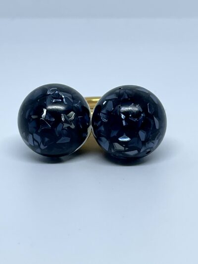 Captured 'Diamonds' black - Image 2