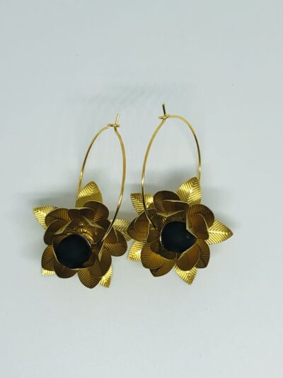 Flowers with blue Heart - Image 5