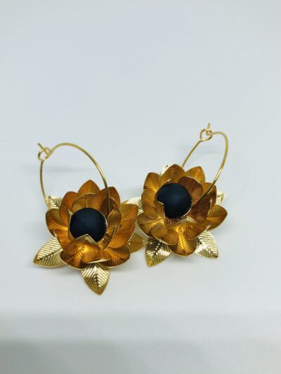 Flowers with blue Heart - Image 4